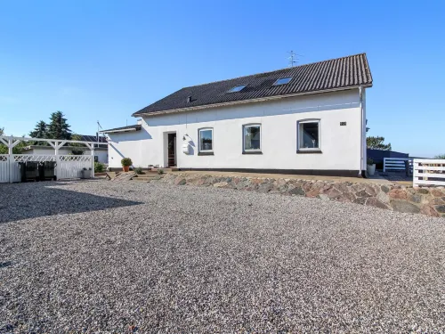 "Stavn" - 20m from the Sea