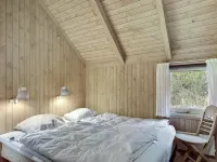 "Catarine" - 1.1km from the Sea