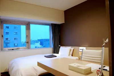 X Wave Funabashi Hotels near Funabashi LOFT