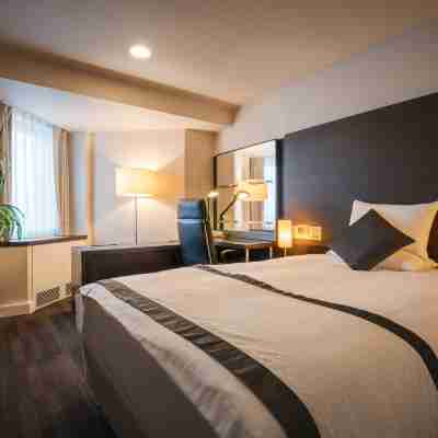 Air Terminal Hotel Rooms
