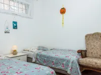 Twin Back - Homestays