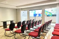 Atobá Praia Hotel - Bãi đậu xe