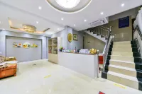 Lanping Fuxiang Light Luxury Hotel