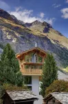 Backstage Boutique Spa Hotel Các khách sạn gần Zermatt