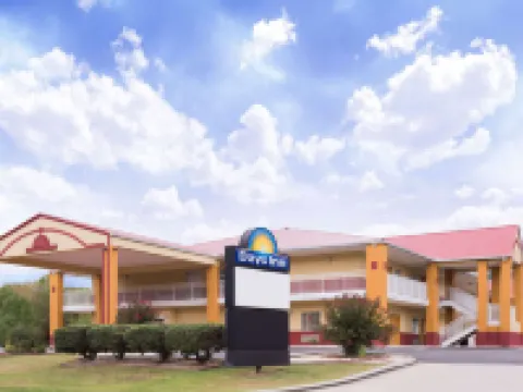 Days Inn by Wyndham Trenton Hotels in Dade County