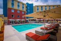 Park Inn by Radisson, Kigali - piscina
