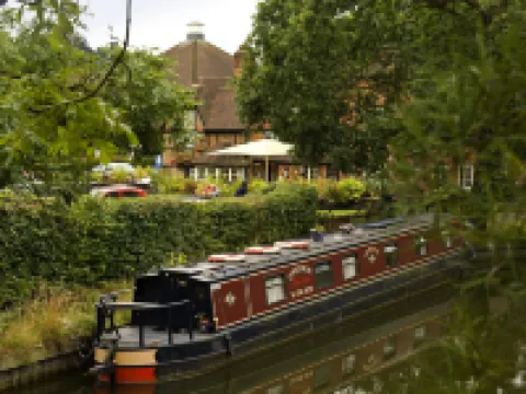 Woking West (A324) Hotels in Woking