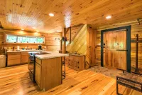 Lyndhurst Cabin on Farm w/ Pond & Stocked Stream! - Parkering