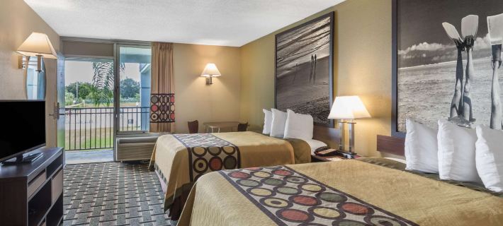 Super 8 by Wyndham Ocala I-75 Hotels in Ocala