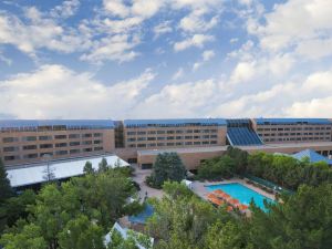 The Inverness Denver, a Hilton Golf & Spa Resort