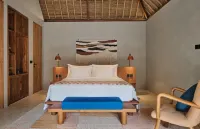 Boni Beach Villas Hotels in West Praya