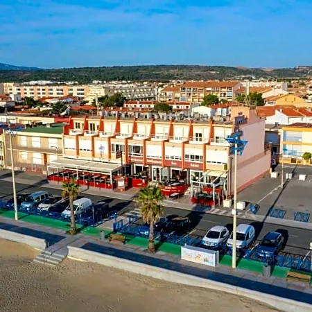 Logis Hôtel & Restaurant Mediterranee