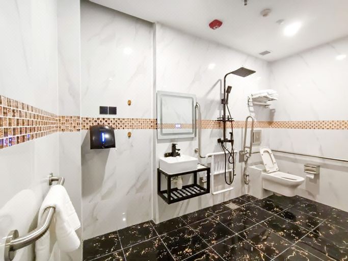 2. HOTEL JJ..