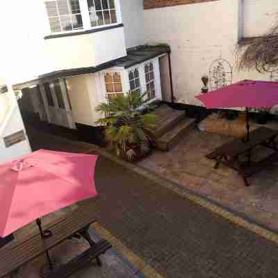 玫瑰和皇冠飯店 Hotel Exterior