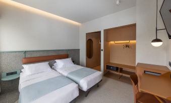 Evripides Hotel