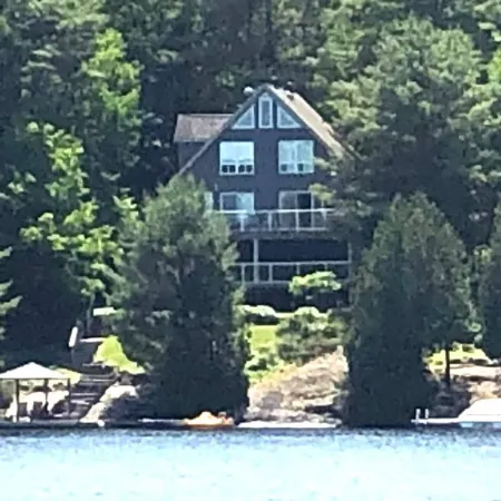 Muskoka Lakeshore Cottage Bliss