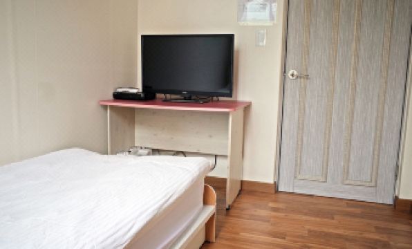 5. 야코리아호스텔 ..