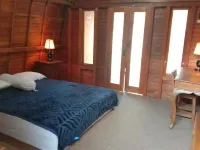 Dekamil Cottage Villa Kebun Hotel di Parit Padang