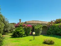 Carlo Hotel in zona Spiaggia Timi Ama