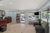 Motel 6 Carlsbad, CA - North - Pet friendly