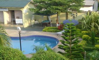 Wadoma Royale Hotel