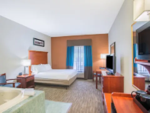 Holiday Inn Express & Suites BRATTLEBORO by IHG Hotels in Windham County