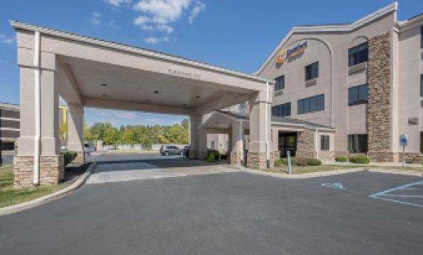 Comfort Suites West Indianapolis - Brownsburg
