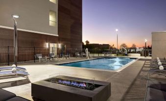 La Quinta Inn & Suites by Wyndham College Station North