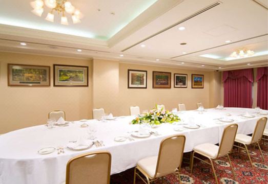 호텔 보스턴 플라자 쿠사츠