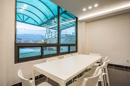 Mungyeong Oncheon Hotel Отели рядом с достопримечательностью «Mungyeong Saejae»