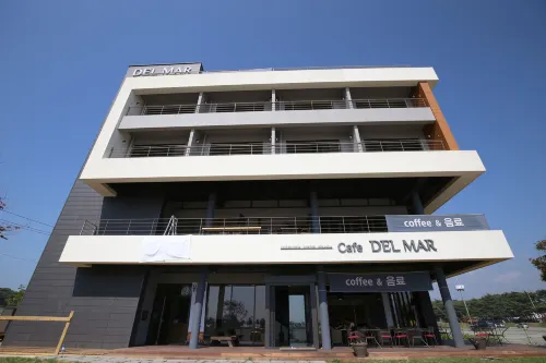 DEL MAR hotel(델마 호텔)