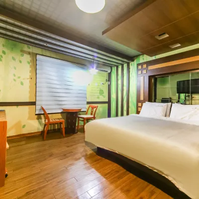 Ulsan Youngnam Alps V Oncheon Hotel dekat Kuil Seoknamsa