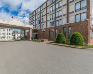 Quality Inn & Suites Downtown Hotels in der Nähe von Victoria Row