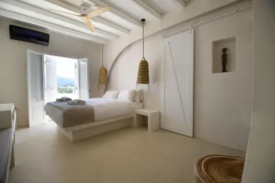 Smaragdi Hotel