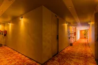 Hotel the Grand Heaven - 3-Star