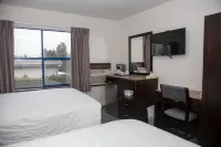 Happy Day Inn Hotels in New Westminster
