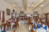 WelcomHeritage Mandir Palace - breakfast