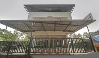 Treebo Nirupama, 750 M from Aluva Railway Station Hotels in Alwaye