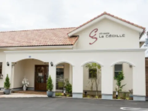 Hotel Route Inn Minami Yokkaichi Hotels near Minami-Yokkaichi Station