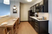 巴爾的摩機場索尼斯塔簡單套房酒店 - 停車場