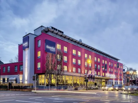 Essential by Dorint Köln-Junkersdorf Hotels in der Nähe von von Kinderarzt Köln - Kinderheilkunde Kastanienhof