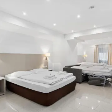 Hotel Adler