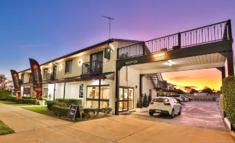 Boulevard Motor Inn