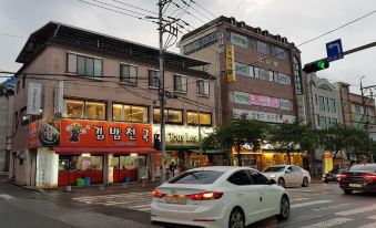 금암동 스튜디오 아파트먼트