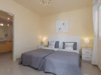 Sue Hotels in Palm-Mar