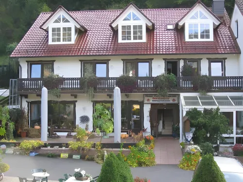 Landhotel Fasanenhof Hotels in Datterode