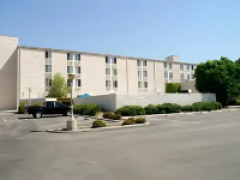 Days Inn & Suites by Wyndham Fullerton Hoteles en Fullerton