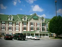 Country Inn & Suites by Radisson, Hiram, GA