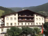 AlpenParks Hotel & Apartment Central Zell am See Hotels in Zell am See