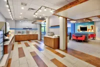 Holiday Inn Express & Suites New Castle by IHG Hotel a New Castle